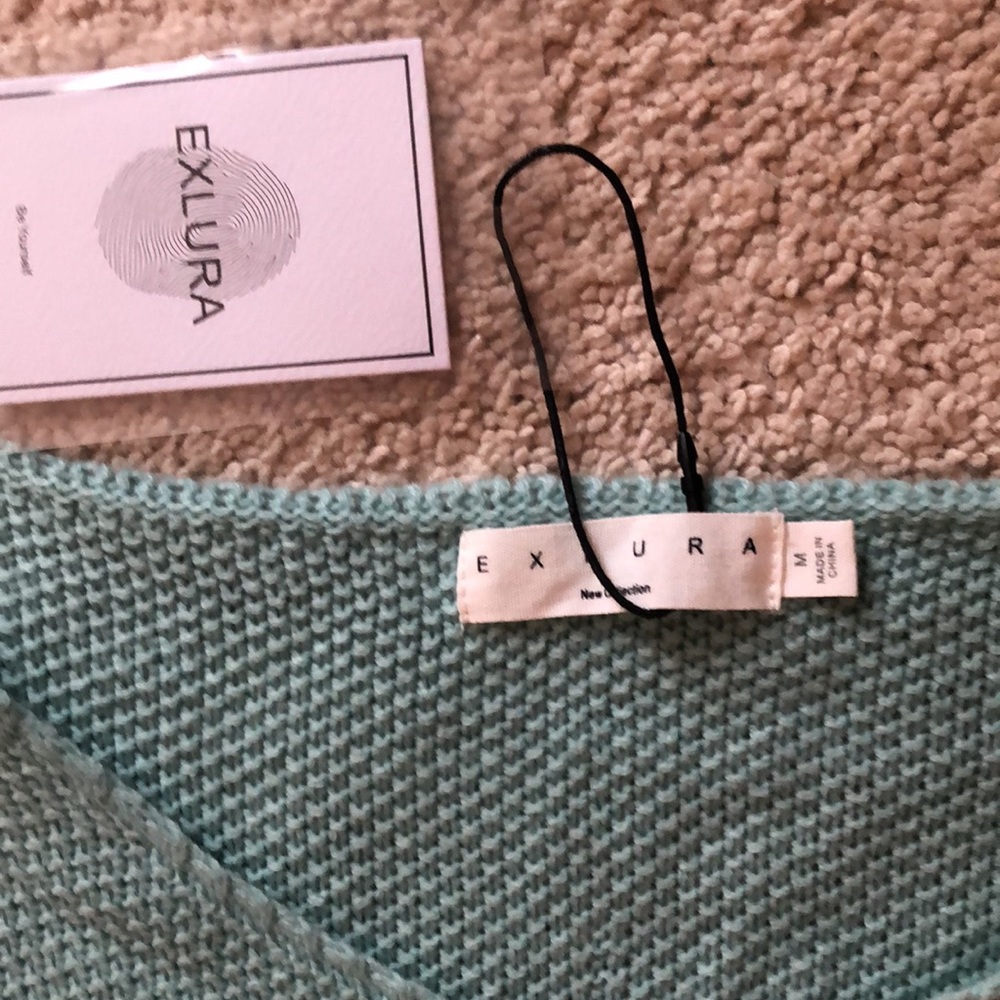 Oversized Knit Sweater - Picture 3 of 7
